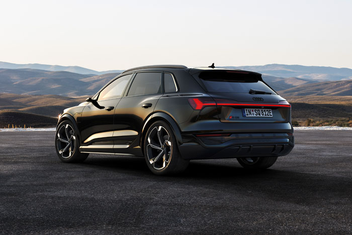 Coques de rétroviseurs Noires Brillantes pour Audi Q3 (2012 - 2015)